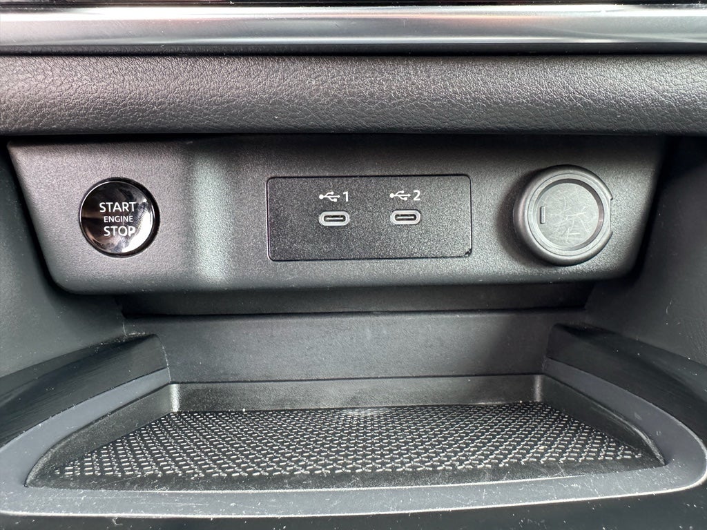 2024 Nissan Pathfinder S