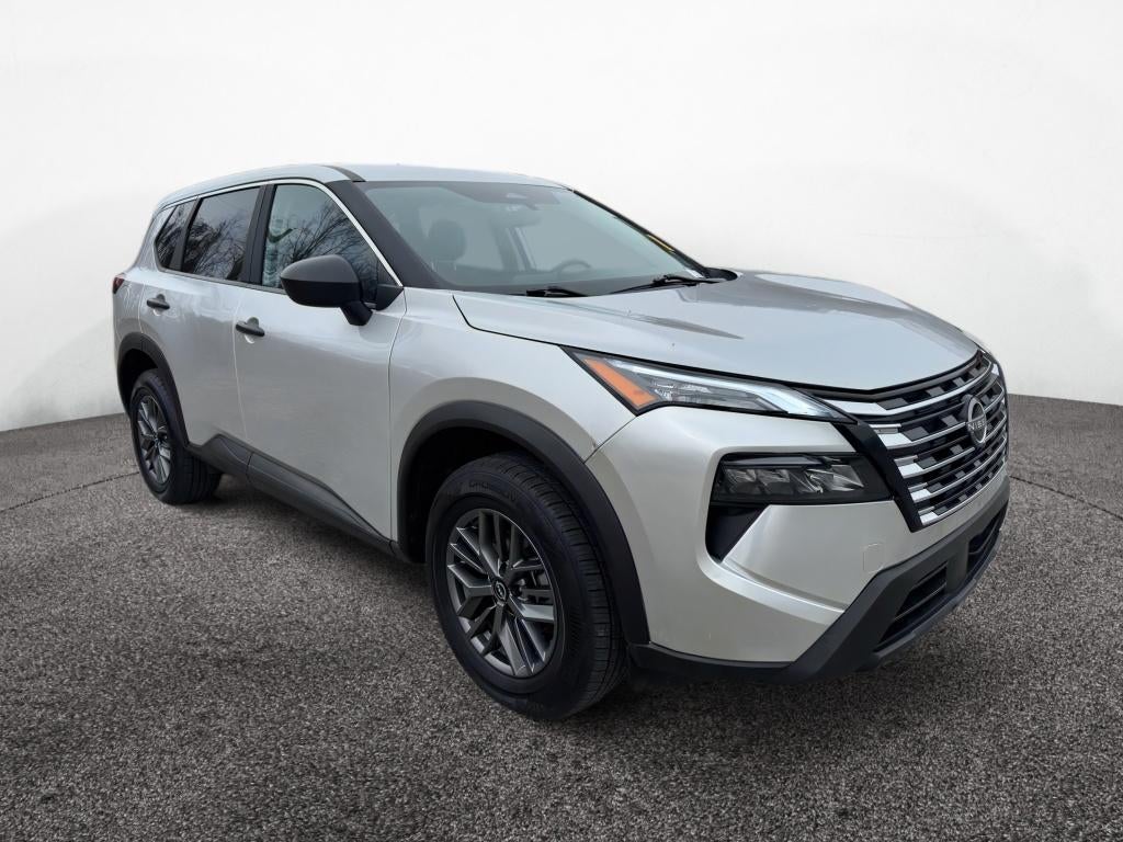 2024 Nissan Pathfinder S