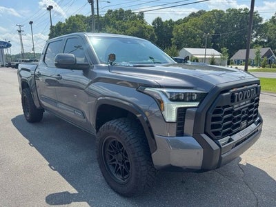 2024 Toyota Tundra Hybrid Platinum