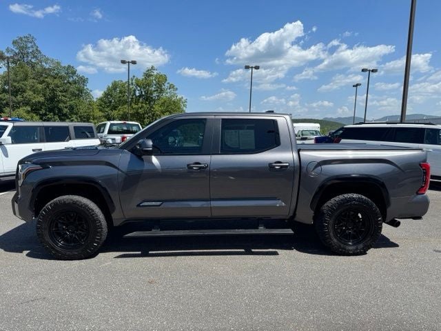 2024 Toyota Tundra Hybrid Platinum