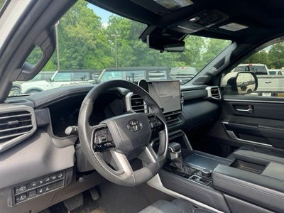 2024 Toyota Tundra Hybrid Platinum