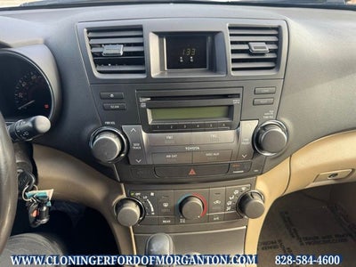 2010 Toyota Highlander Base