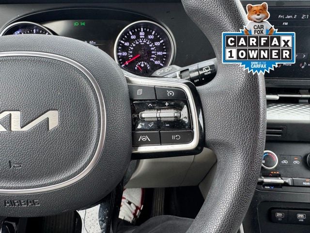 2023 Kia Carnival LX