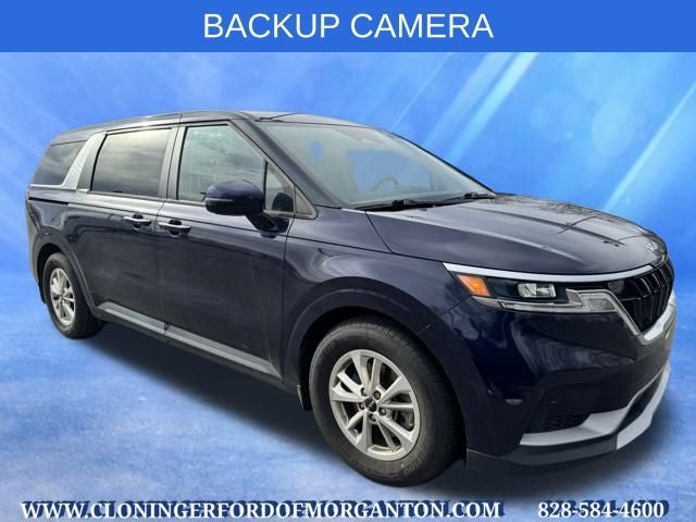 2023 Kia Carnival LX