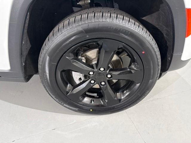 2022 Jeep Grand Cherokee Altitude