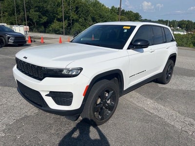 2022 Jeep Grand Cherokee Altitude