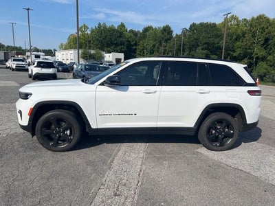 2022 Jeep Grand Cherokee Altitude