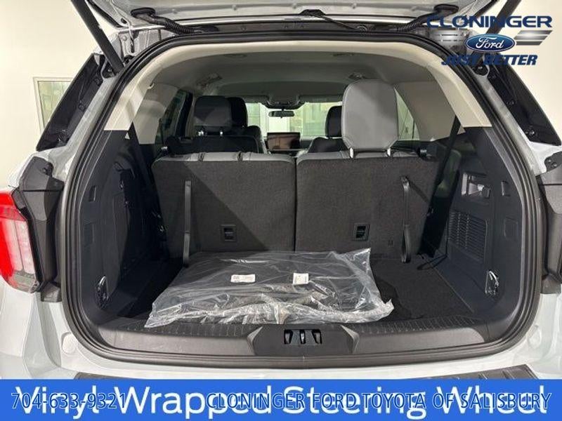 2026 Ford Explorer Active (200A)