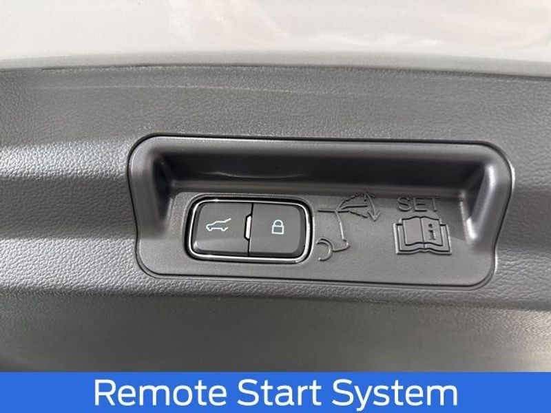 2026 Ford Explorer Active (200A)