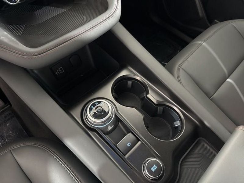 2026 Ford Explorer Active (200A)