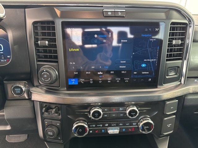 2025 Ford F-350SD Lariat