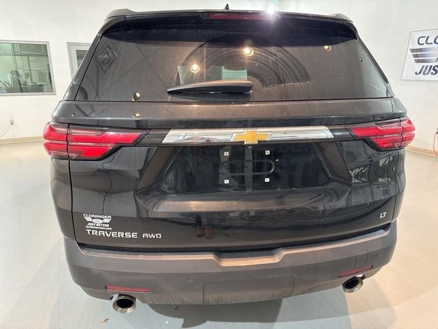 2022 Chevrolet Traverse LT Leather