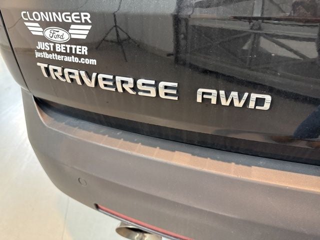 2022 Chevrolet Traverse LT Leather