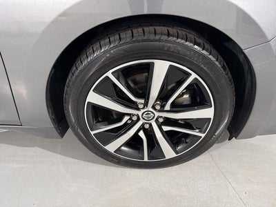 2021 Nissan Maxima SV