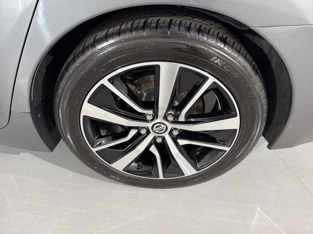 2021 Nissan Maxima SV