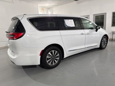 2023 Chrysler Pacifica Hybrid Limited