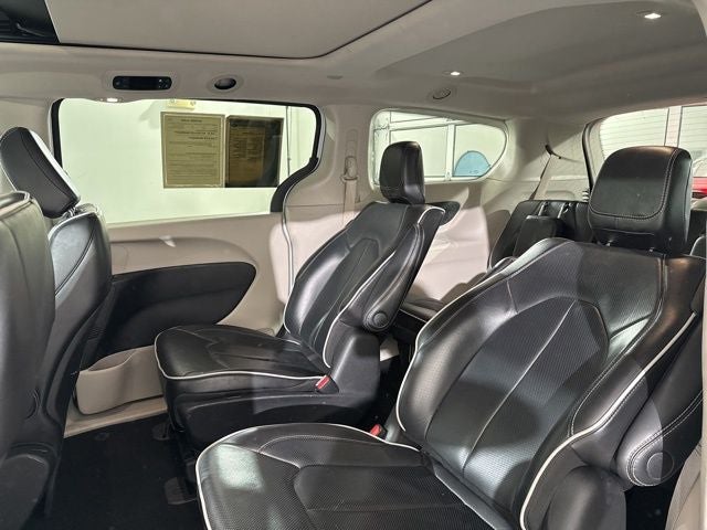 2023 Chrysler Pacifica Hybrid Limited