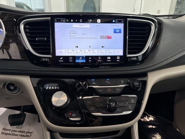 2023 Chrysler Pacifica Hybrid Limited