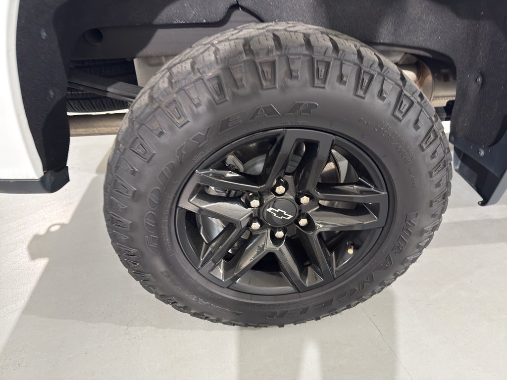 2021 Chevrolet Silverado Custom Trail Boss