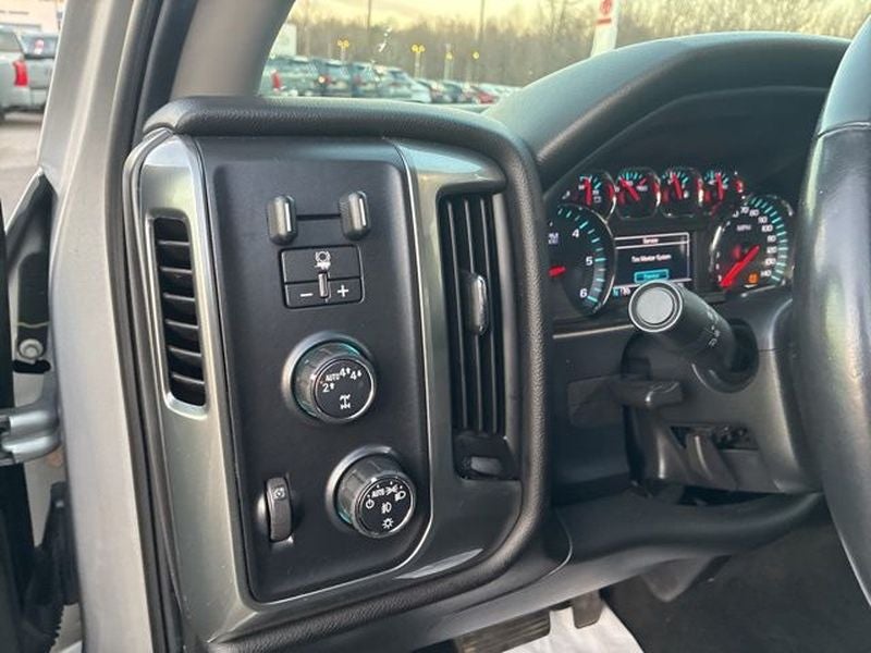 2018 Chevrolet Silverado LT