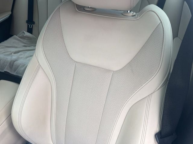2023 BMW 3 Series 330i