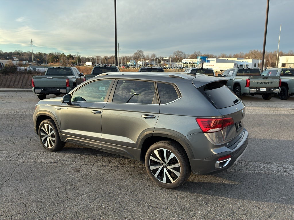 2024 Volkswagen Taos SE