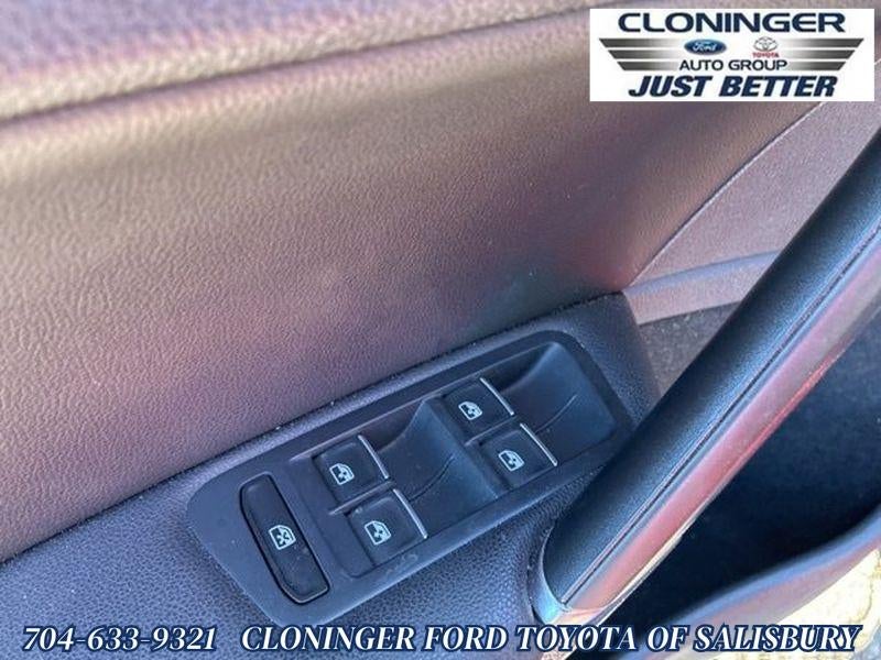 2016 Volkswagen Golf GTI SE w/Performance Package