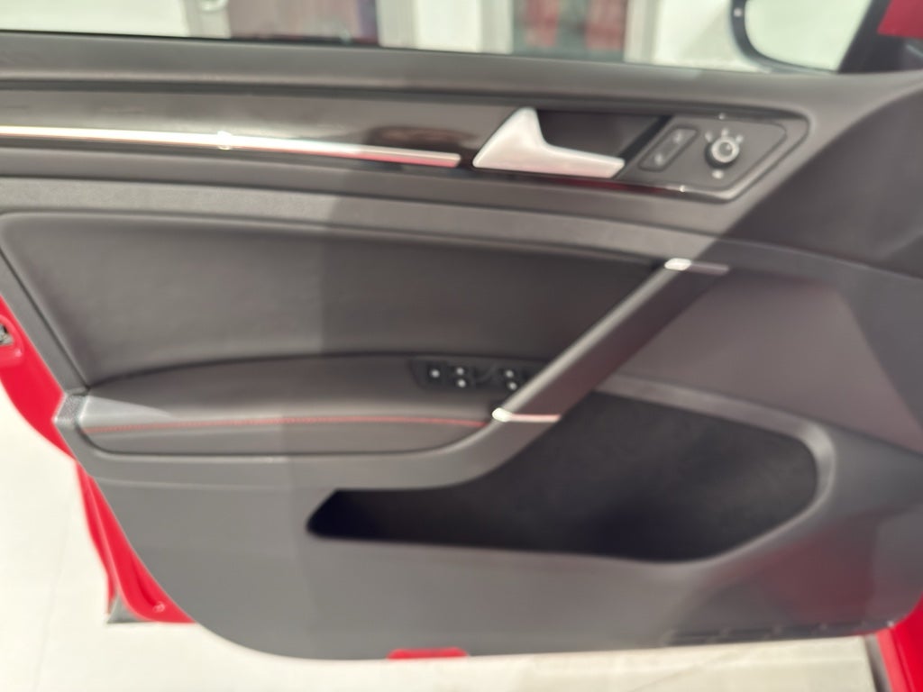 2016 Volkswagen Golf GTI SE w/Performance Package