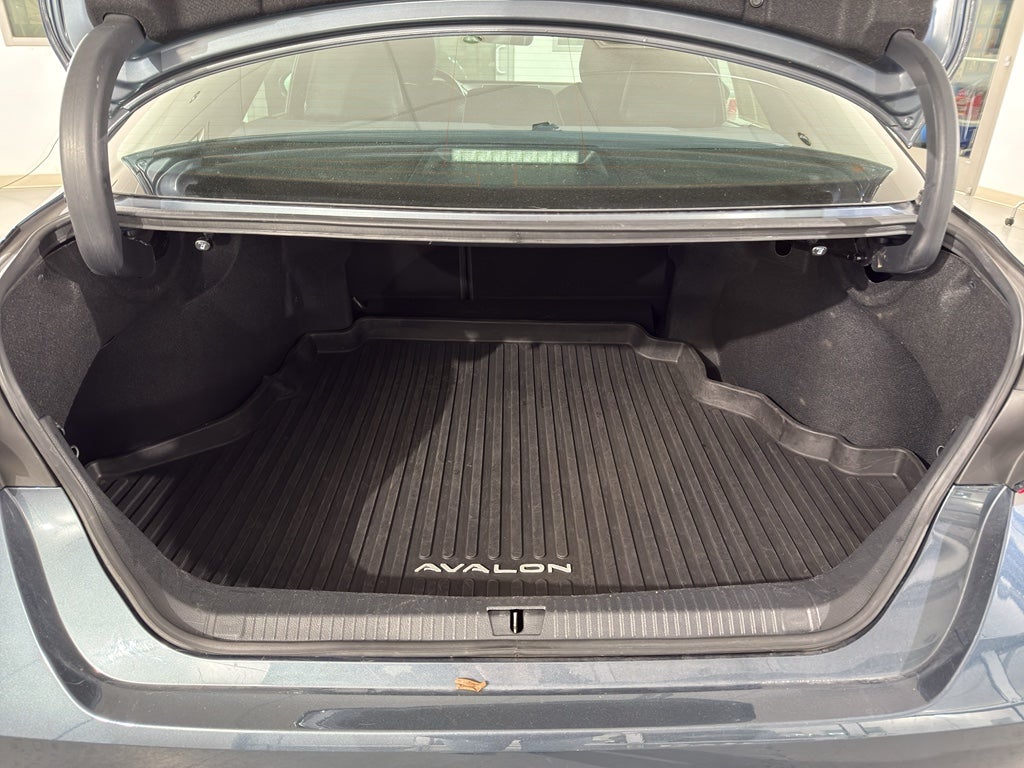 2019 Toyota Avalon Touring