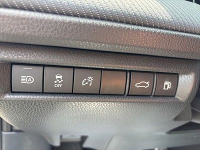 2025 Toyota Camry Hybrid SE