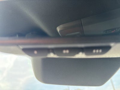 2025 Toyota Camry Hybrid SE