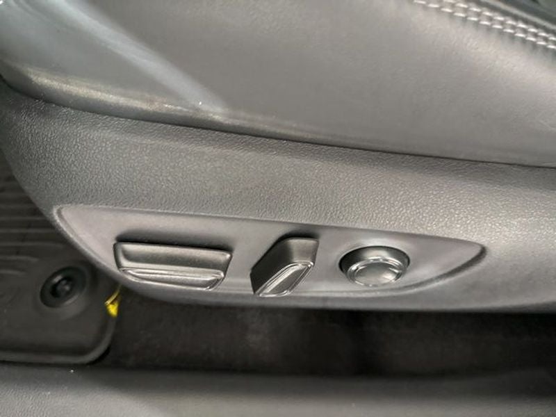 2024 Toyota RAV4 Hybrid Hybrid XLE Premium