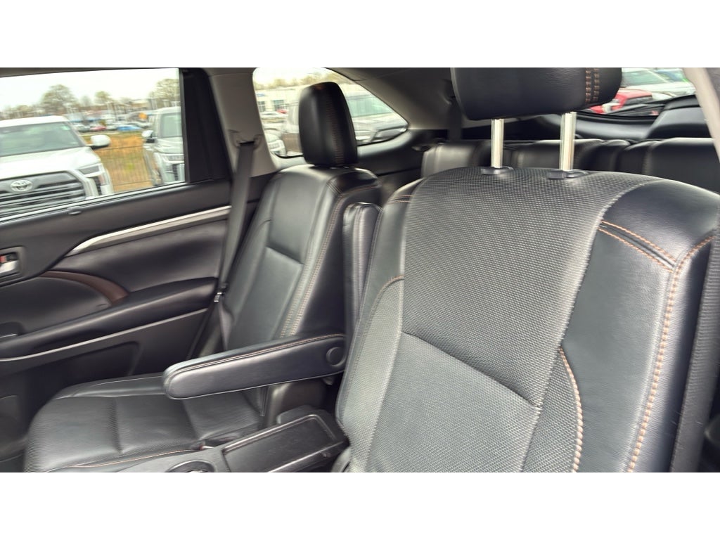 2018 Toyota Highlander Limited Platinum