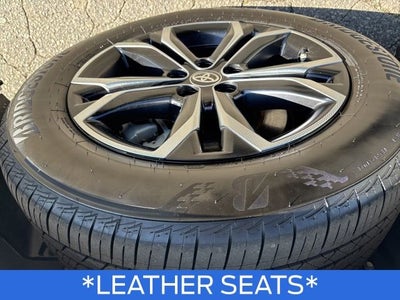 2025 Toyota Sienna Platinum 7 Passenger