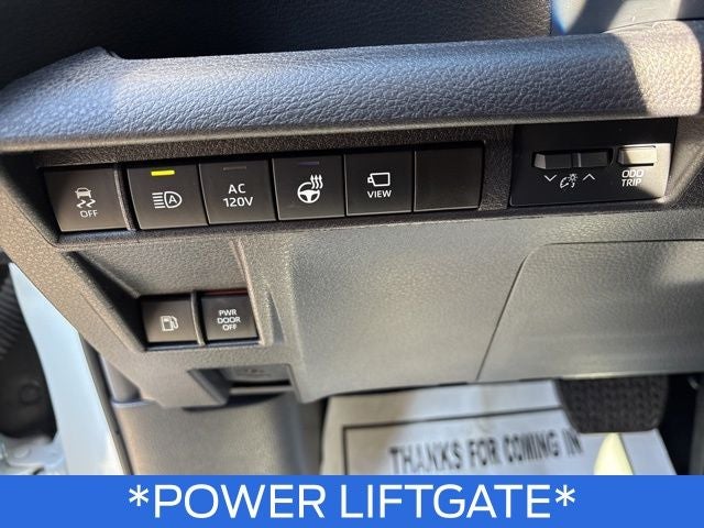 2025 Toyota Sienna Platinum 7 Passenger