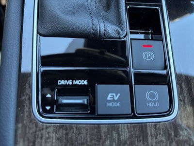 2025 Toyota Sienna Platinum 7 Passenger