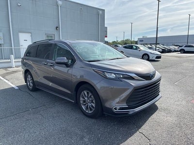 2024 Toyota Sienna XLE 7 Passenger