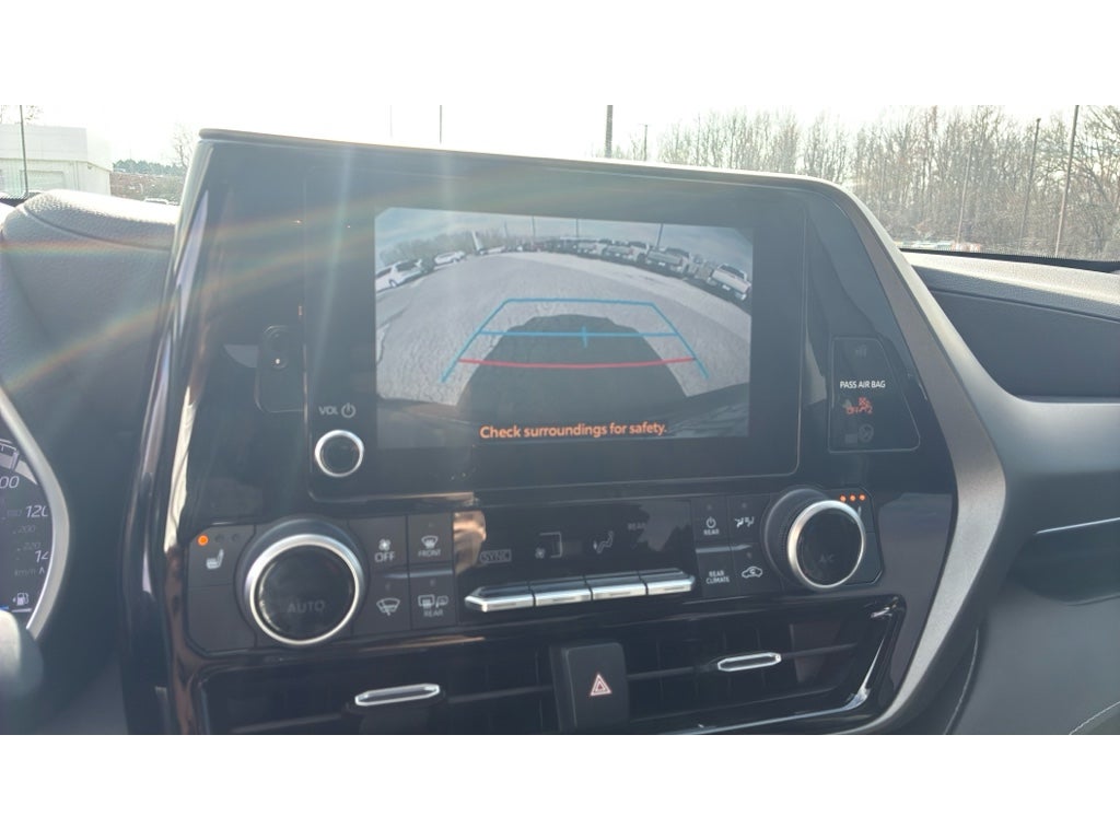 2023 Toyota Highlander Hybrid Hybrid XLE