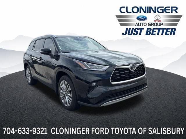 2025 Toyota Highlander Platinum