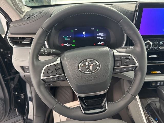 2024 Toyota Highlander Hybrid Limited