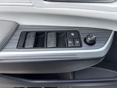 2026 Toyota Sienna XLE 8 Passenger