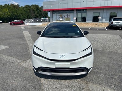 2025 Toyota Prius XLE