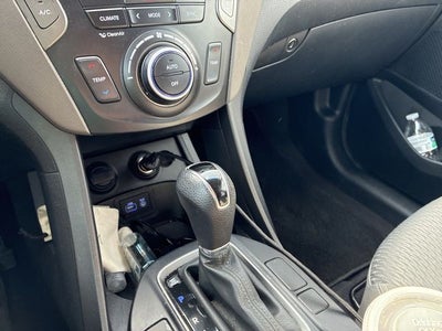 2017 Hyundai Santa Fe SE