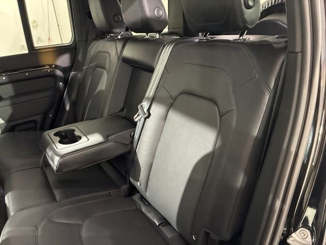 2024 Land Rover Defender 110 S