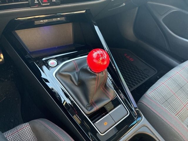 2023 Volkswagen Golf GTI 2.0T SE