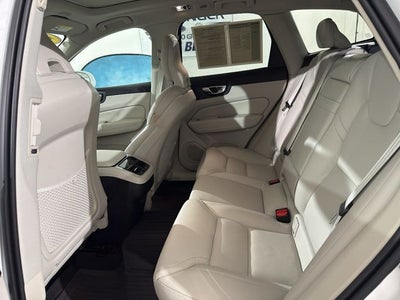 2021 Volvo XC60 T5 Inscription